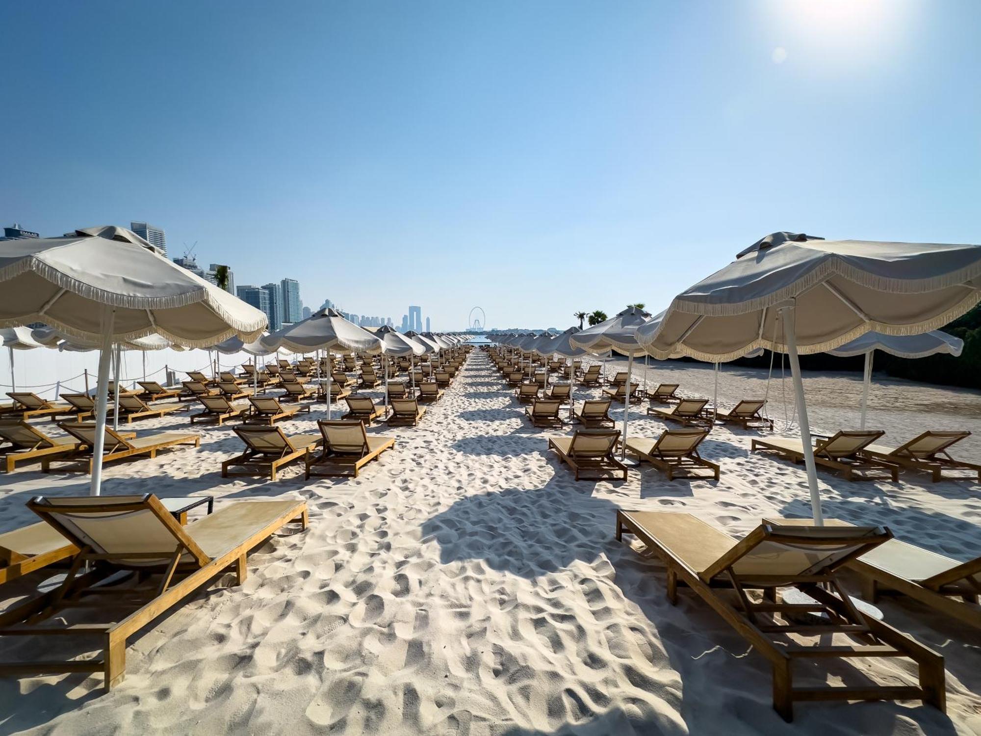 Beachfront On The Palm Jumeirah With Amazing View Rooftop Infinity Pool Apartment *